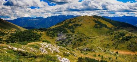 Albania-Monta&ntildeas Malditas