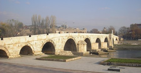 Skopje: Puente