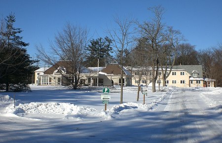 Pickering: Manresa Jesuit Spiritual Renewal Centre