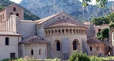 Saint-Guilhem-le-D&eacutesert