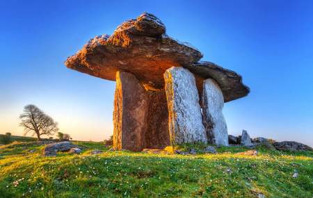 Dolmen de Poulnabrone