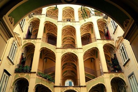 Napoles: Palazzo dello Spagnolo