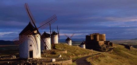 Castillo y Molinos de Consuegra (Toledo)