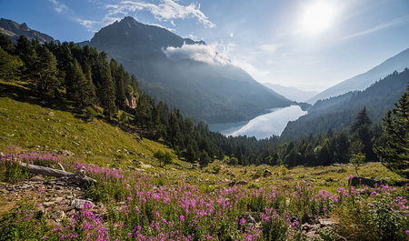 Parque Nacional de Aiguas Tortas y Lago de San Mauricio