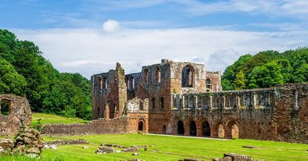 Ruinas de la Abadia de Barrow-in-Furness