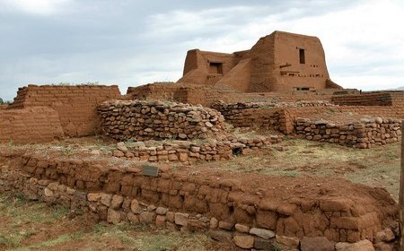 Ruinas de la Mision de Nuestra Se&ntileora de los Angeles de Porciuncula de los Pecos
