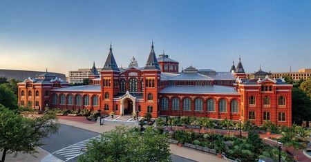 Smithsonian Institution