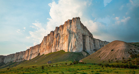 Acantilado Blanco